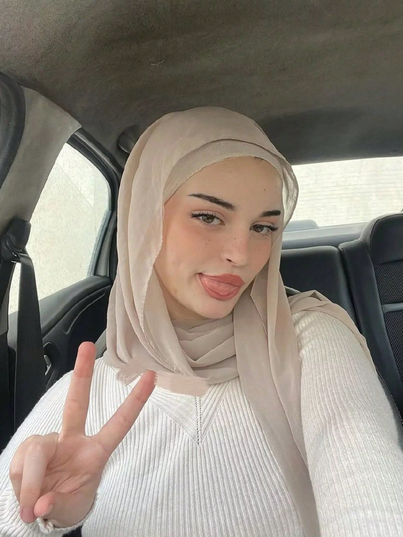 25